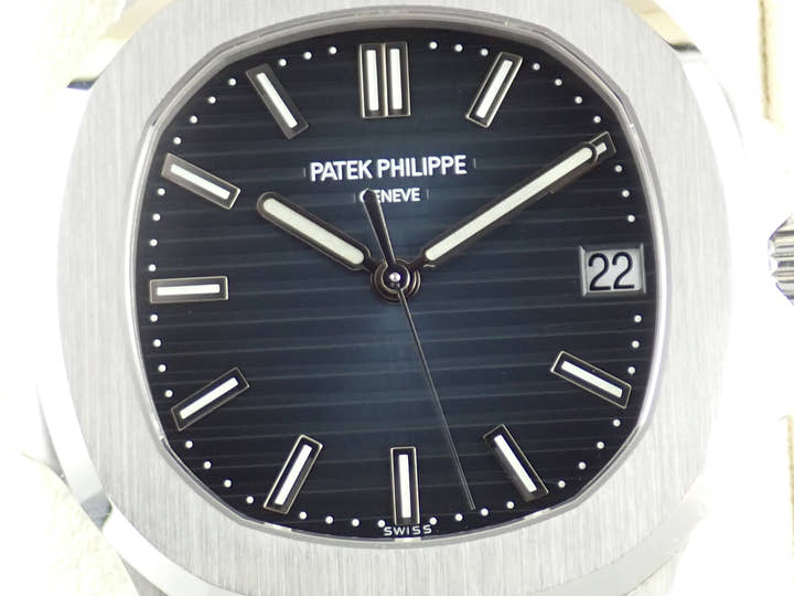 パテックフィリップ ノーチラス Ref.5711/1A-010 ブラックブルー文字盤 美品 nautilus-84
