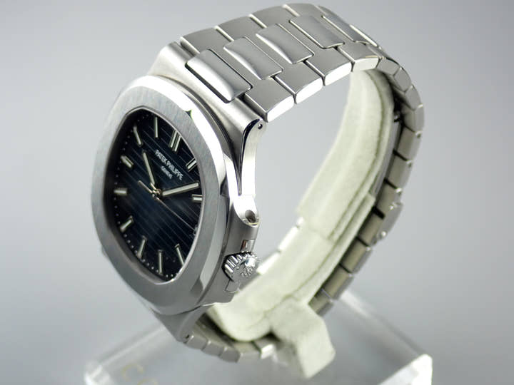 パテックフィリップ ノーチラス Ref.5711/1A-010 ブラックブルー文字盤 美品 nautilus-84