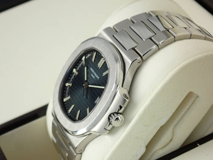 パテックフィリップ ノーチラス Ref.5800/1A-001 ダークブルー文字盤 中古 nautilus-89