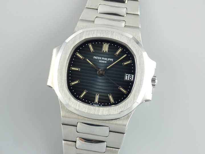 パテックフィリップ ノーチラス Ref.3800/1A-010 ダークブルー文字盤 中古 nautilus-92