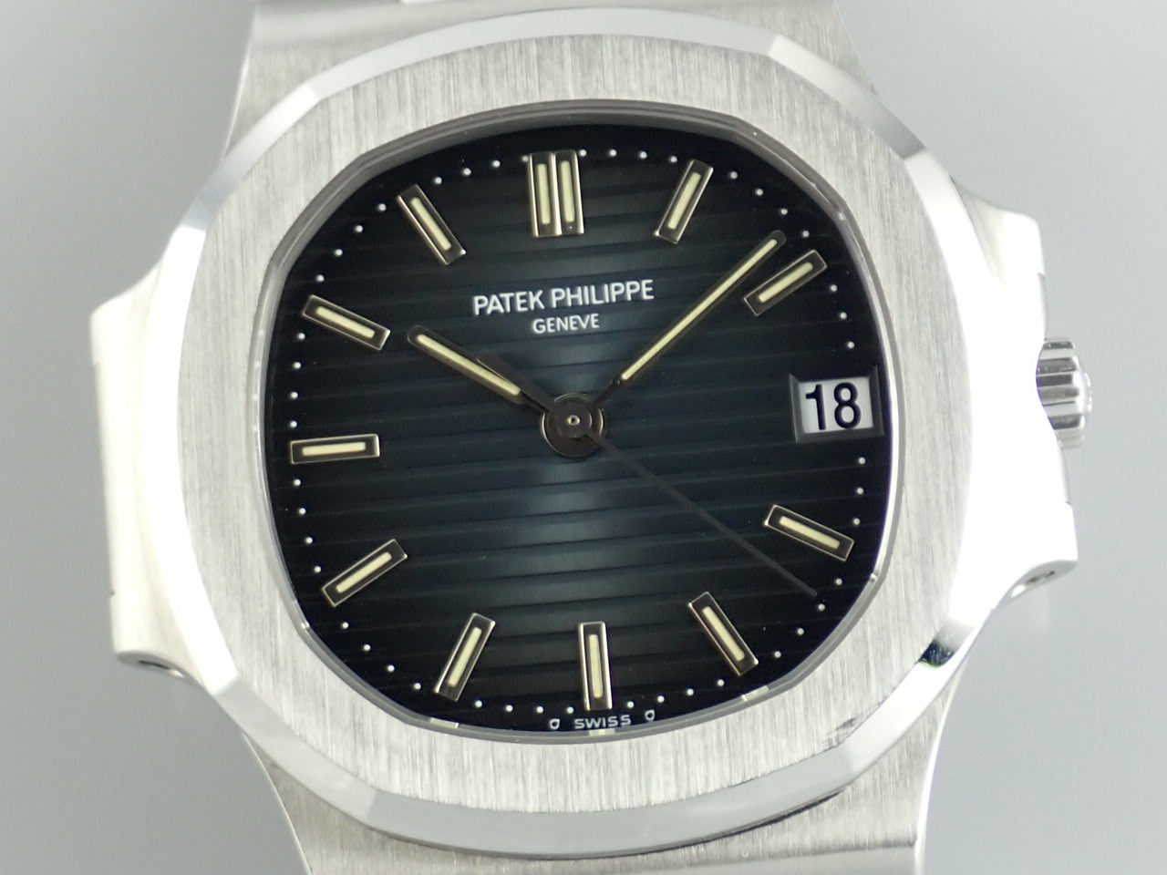 Patek Philippe Nautilus &lt;Warranty, Box, etc.&gt;