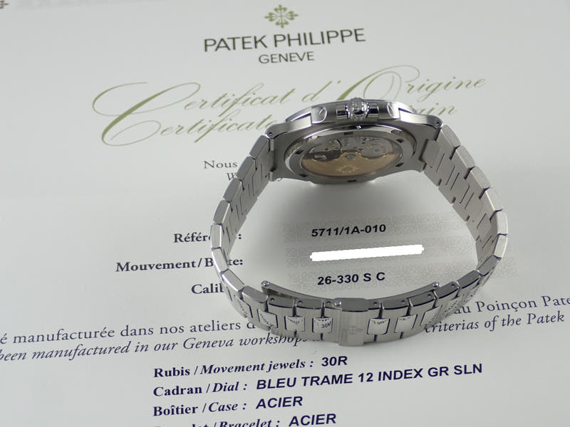 パテックフィリップ ノーチラス Ref.5711/1A-010 ブラックブルー文字盤 未使用 nautilus-93