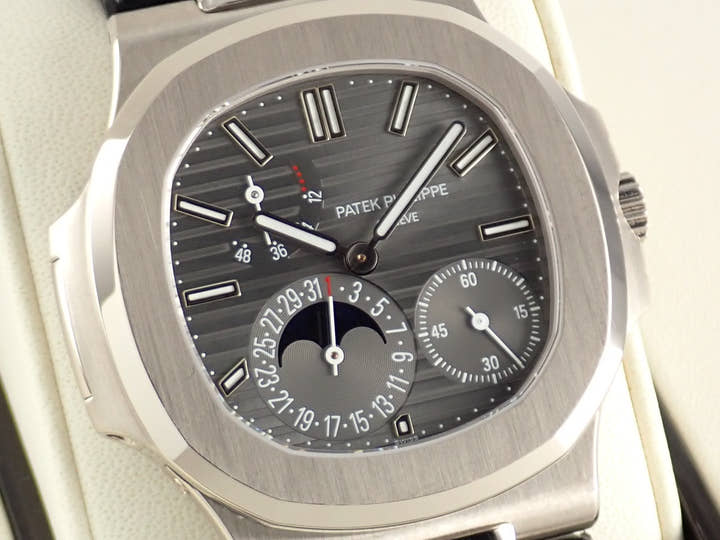 パテックフィリップ ノーチラス Ref.5712G-001 スレートグレー文字盤 中古 nautilus-94
