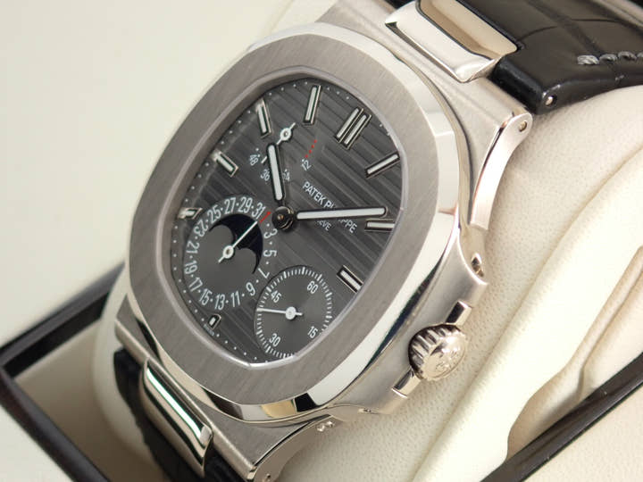 パテックフィリップ ノーチラス Ref.5712G-001 スレートグレー文字盤 中古 nautilus-94