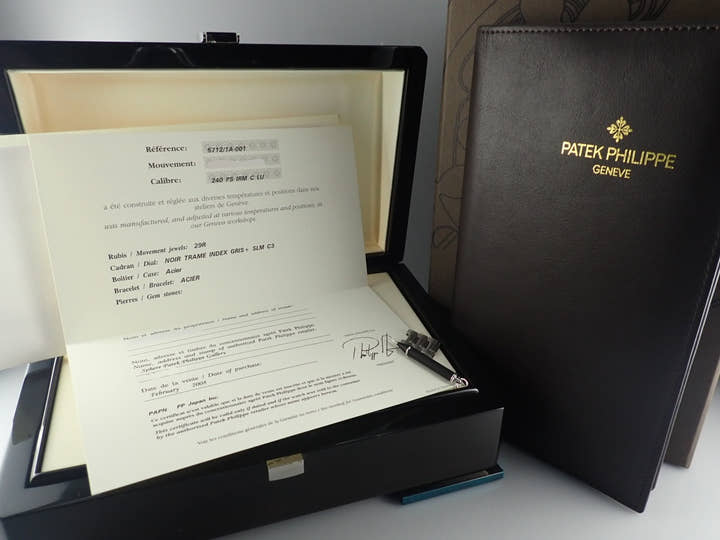 パテックフィリップ ノーチラス Ref.5712/1A-001 ブラックブルー文字盤 中古 nautilus-96