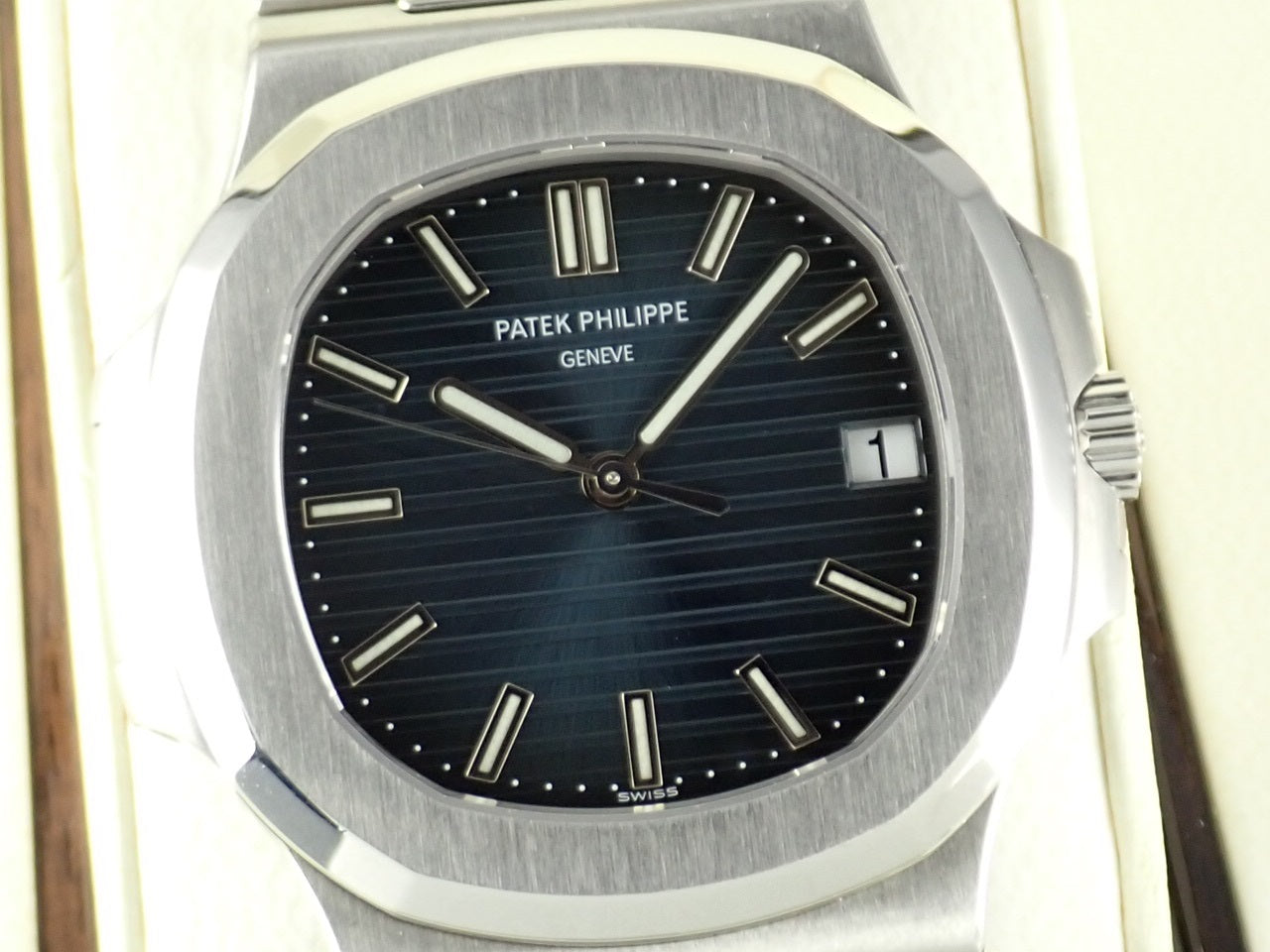 Patek Philippe Nautilus &lt;Warranty, Box, etc.&gt;