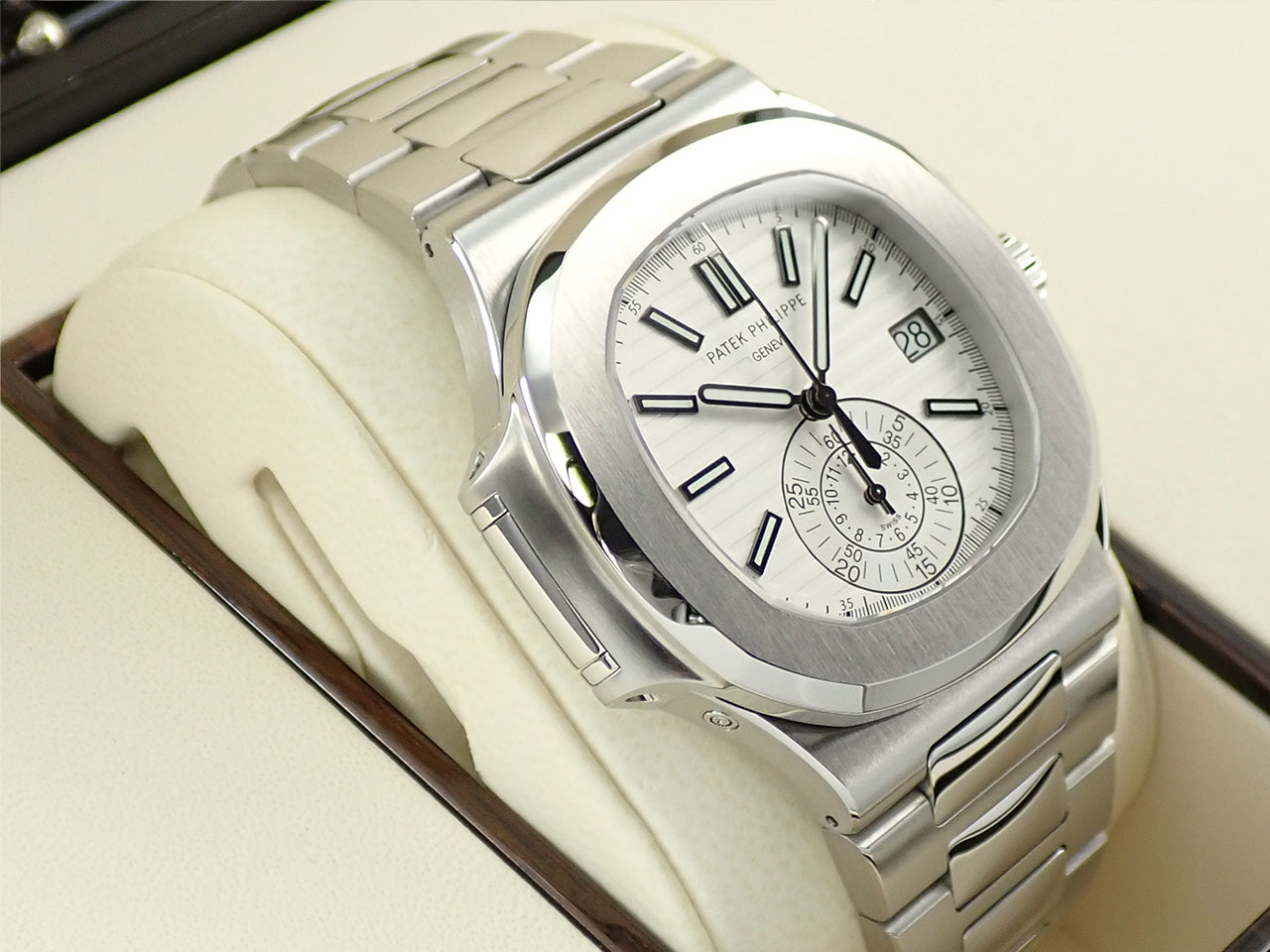 Patek Philippe Nautilus Chronograph &lt;Warranty, Box, etc.&gt;