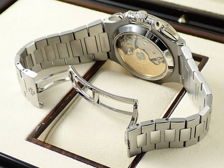 パテックフィリップ ノーチラス クロノグラフ Ref.5980/1A-001 ステンレススチール ブルー文字盤