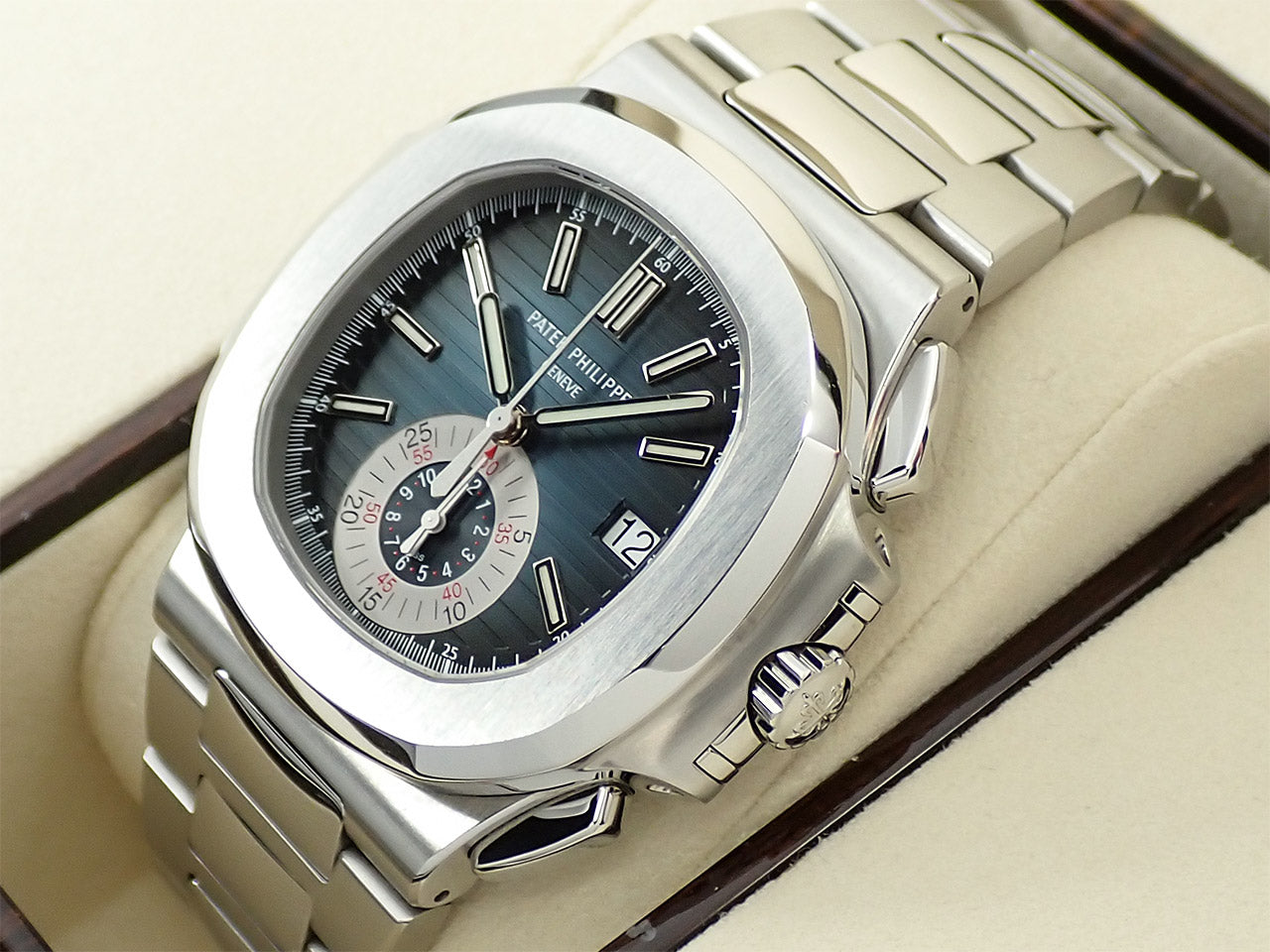 Patek Philippe Nautilus Chronograph &lt;Warranty, Box, etc.&gt;