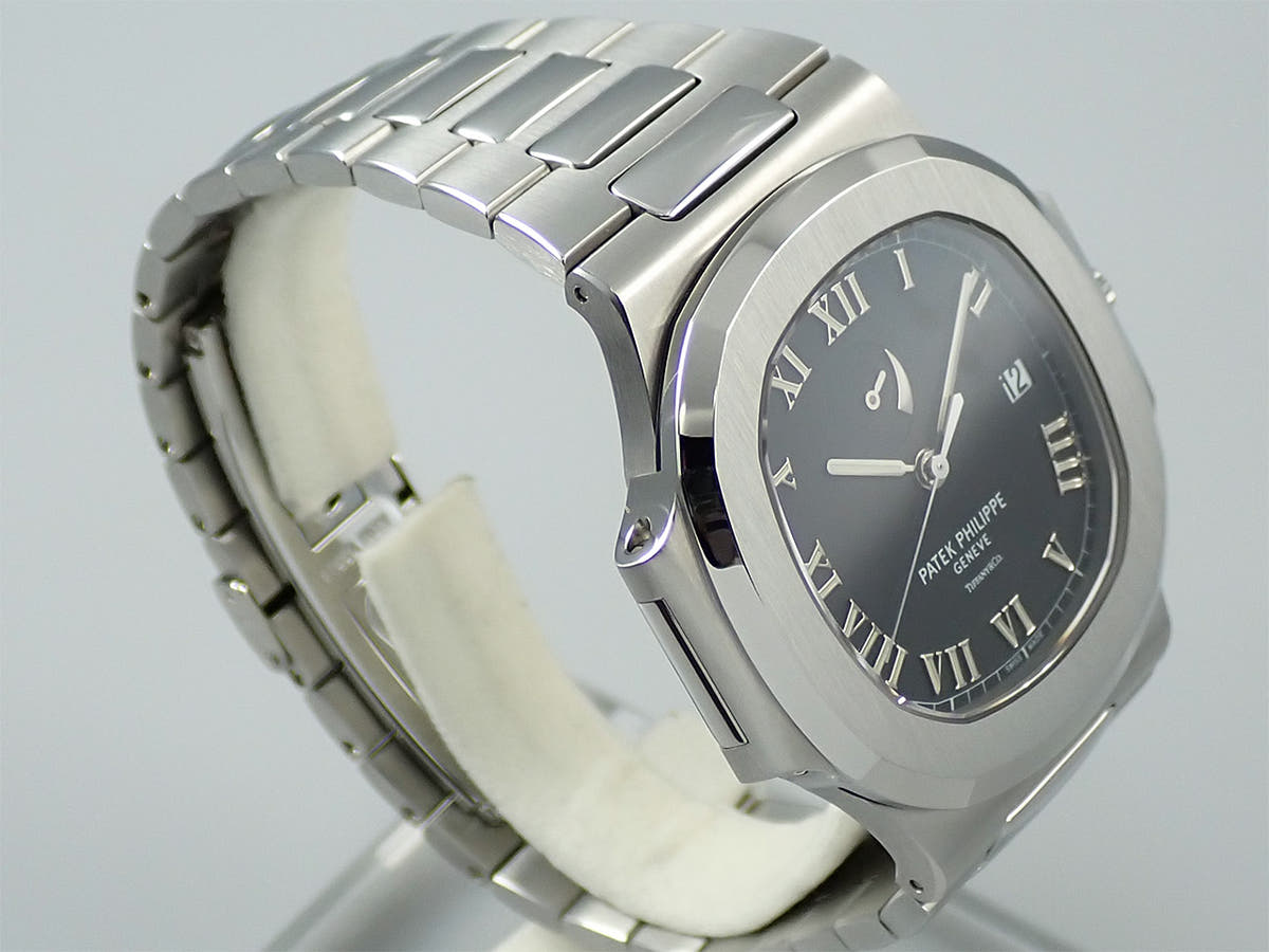 パテックフィリップ ノーチラス パワーリザーブ TIFFANY Ref.3710/1A-001 ブラック文字盤 デッドストック K1UJ6678