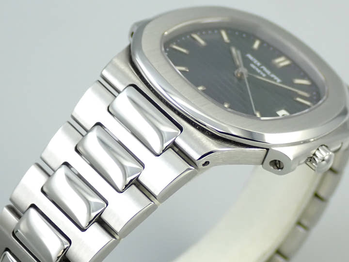 パテックフィリップ ノーチラス クォーツ Ref.3900/1A ステンレススチール ブルー文字盤