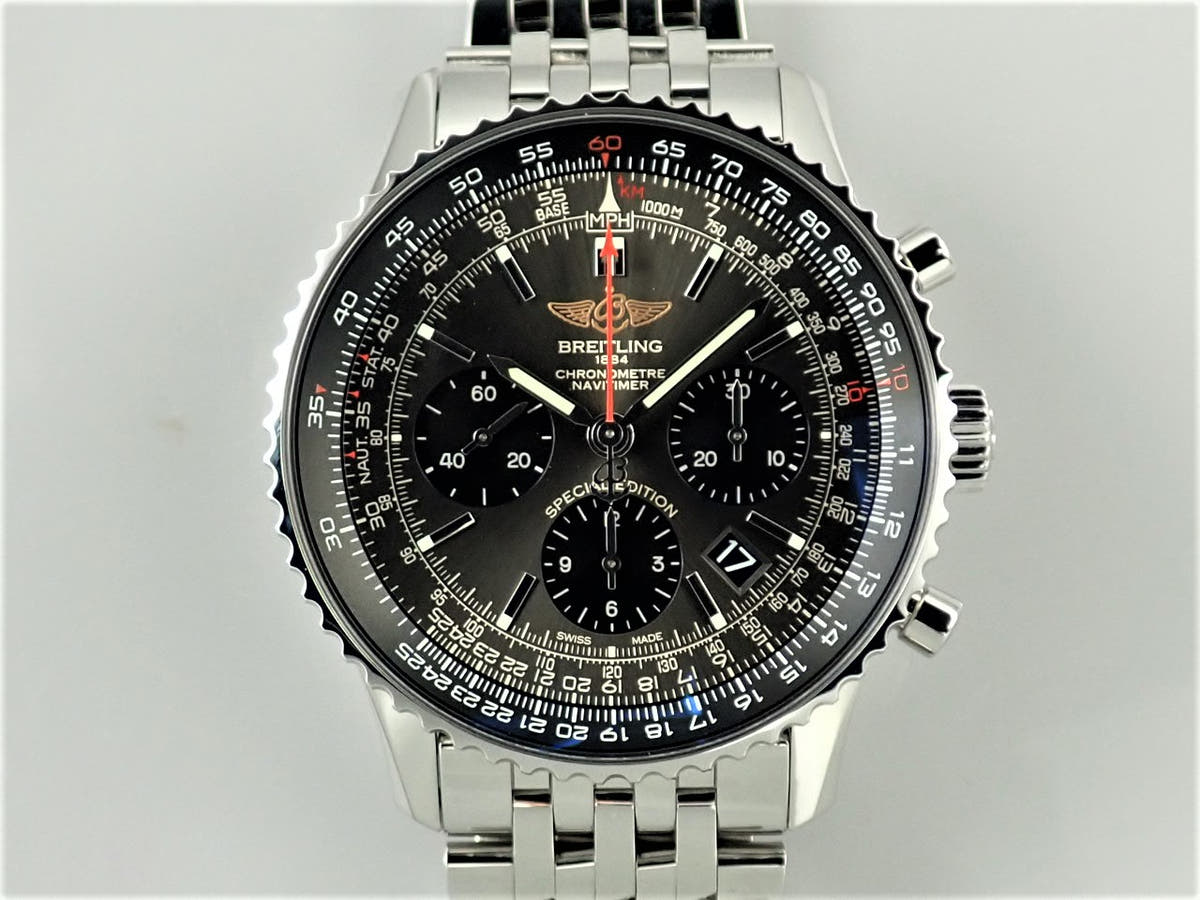 Breitling Navitimer B01 Chronograph 43 Japan Edition Ref.AB0121A21B1A1 Anthracite Dial Good Condition 14TT66C5