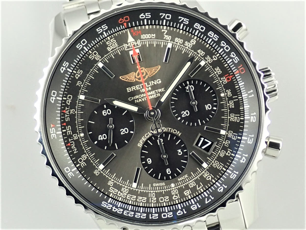 Breitling Navitimer B01 Chronograph 43 Japan Edition Ref.AB0121A21B1A1 Anthracite Dial Good Condition 14TT66C5