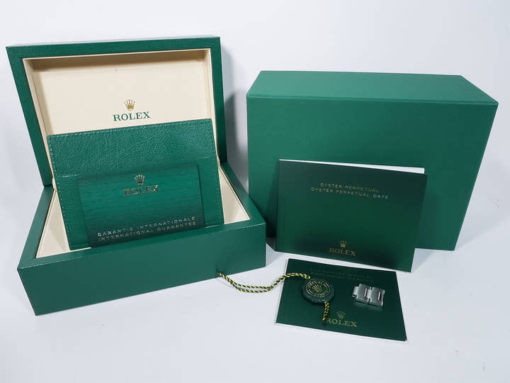 Rolex Oyster Perpetual 41 Ref. 124300 Stainless Steel Jubilee Motif Dial Unworn nupt34j9