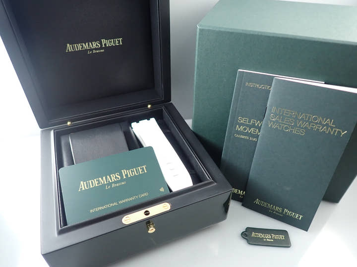 Audemars Piguet Royal Oak Offshore Diver Ref. 15710ST.OO.A010CA.01 Stainless Steel White Dial