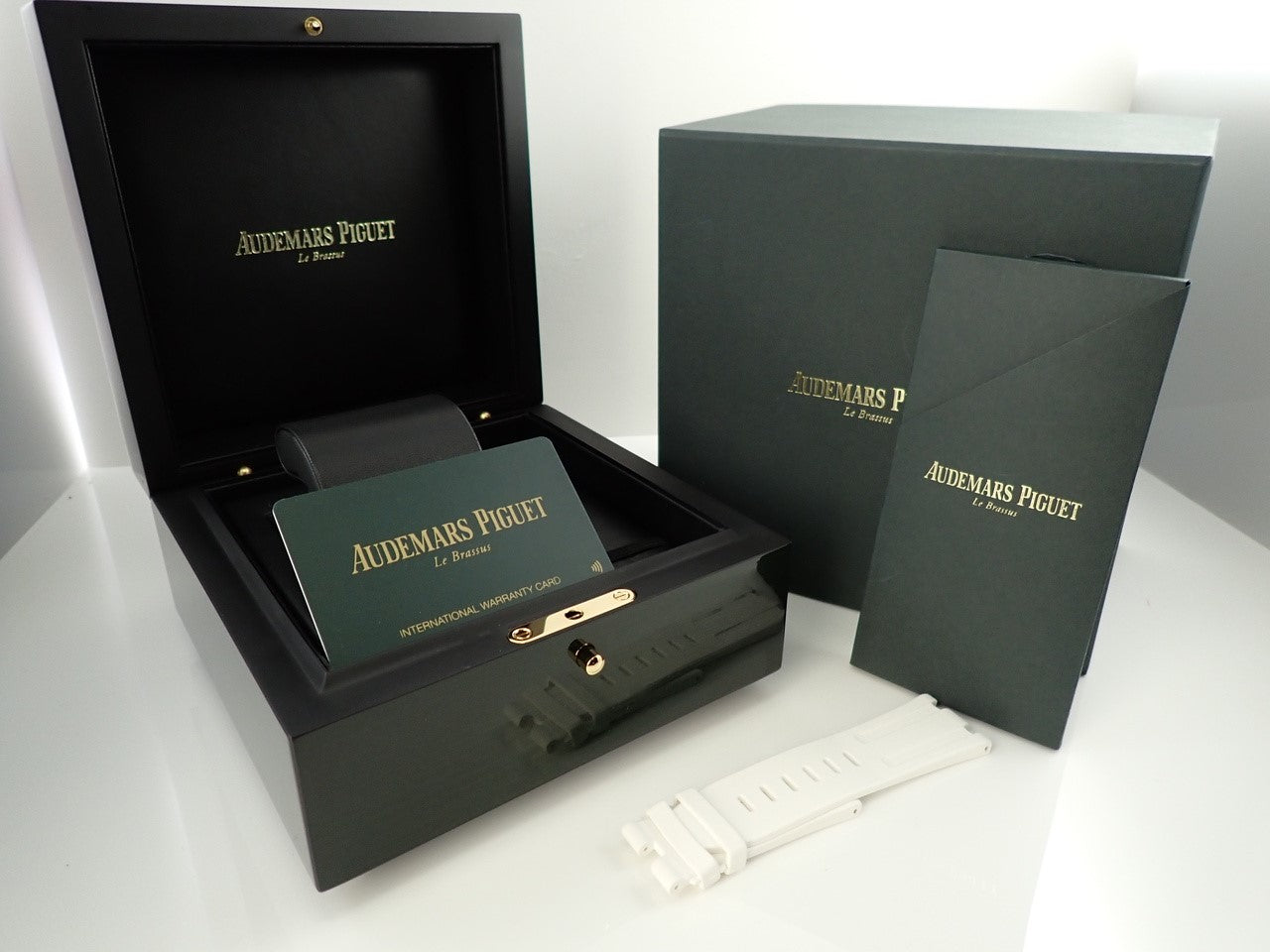 Audemars Piguet Royal Oak Offshore Diver &lt;Warranty, Box, etc.&gt;