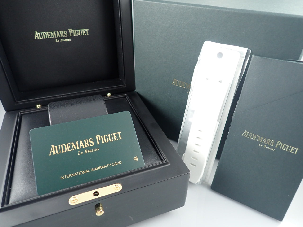 Audemars Piguet Royal Oak Offshore Diver Boutique Limited Edition [Unused] &lt;Warranty, Box, etc.&gt;