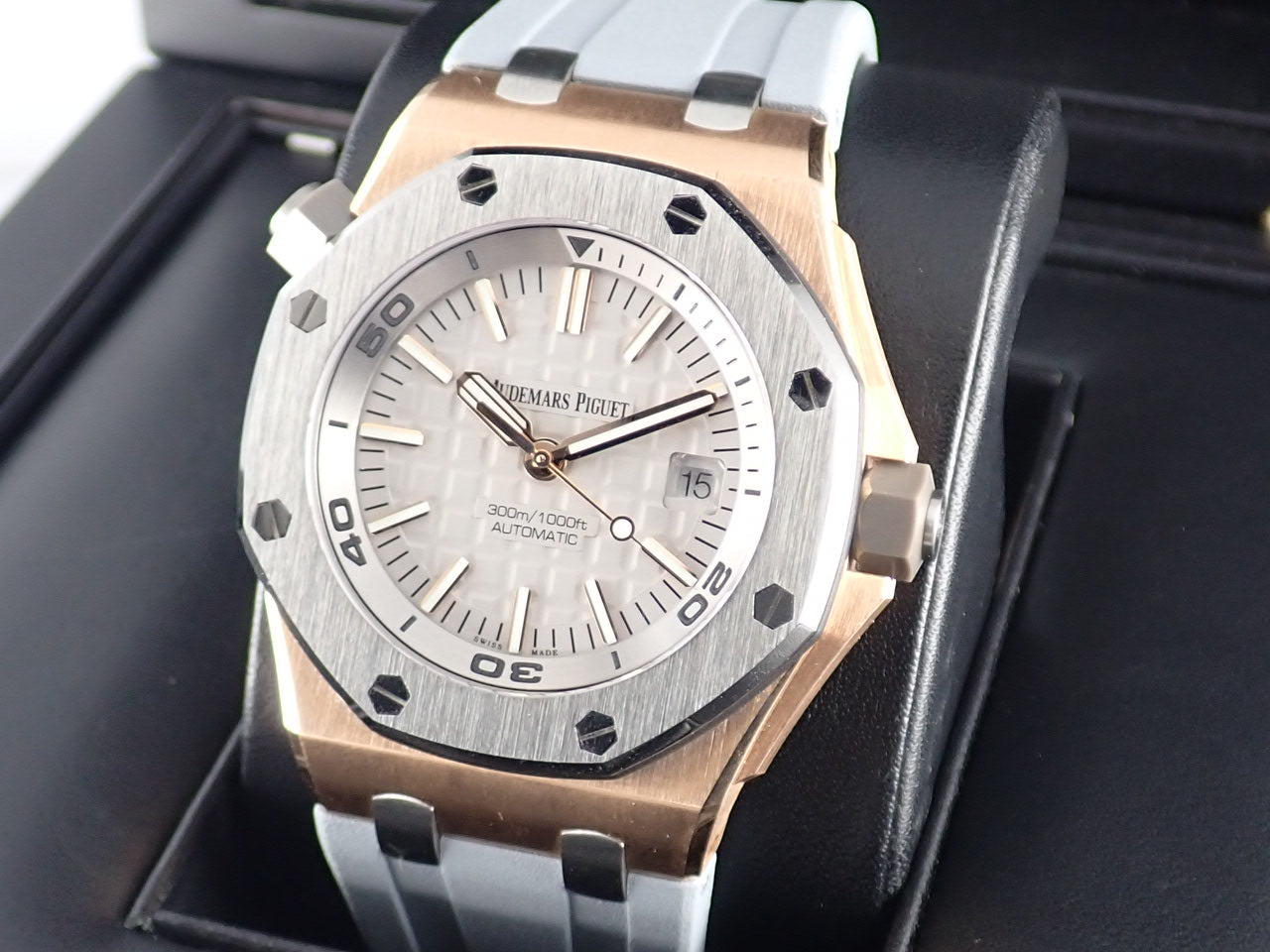 Audemars Piguet Royal Oak Offshore Diver Boutique Limited Edition &lt;Warranty, Box, etc.&gt;