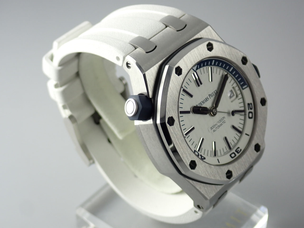 Audemars Piguet Royal Oak Offshore Diver Ref.15710ST.OO.A010CA.01