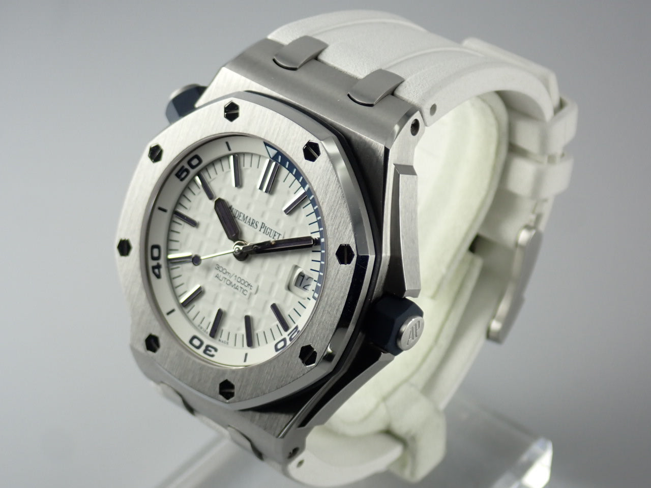 Audemars Piguet Royal Oak Offshore Diver Ref.15710ST.OO.A010CA.01