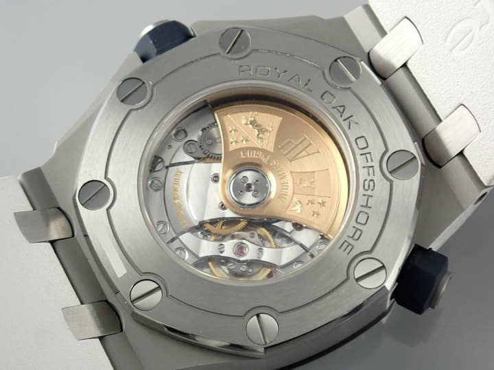 オーデマピゲ ロイヤルオーク Ref.15710ST.OO.A010CA.01 ホワイト文字盤 中古 offshore-9