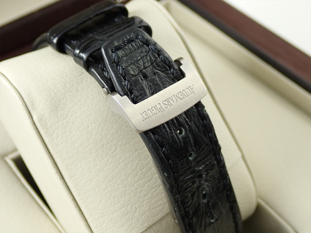 オーデマピゲ ロイヤルオーク オフショア GINZA7 Ref.26205AU.OO.D002CR.01 ブラック文字盤 中古 3SJ4483K