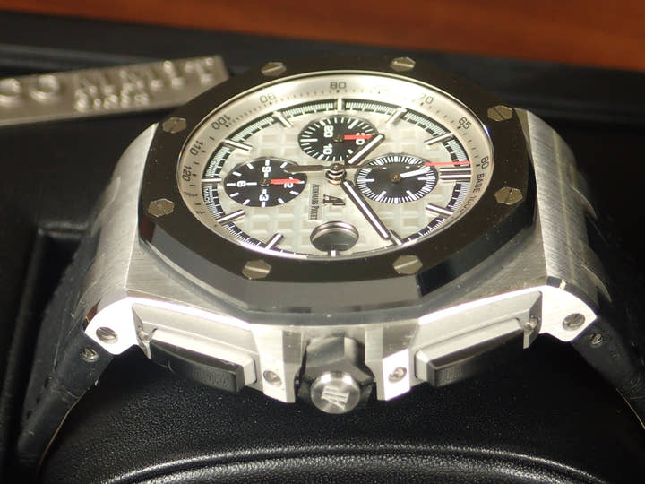 オーデマピゲ ロイヤルオーク Ref.26400SO.OO.A002CA.01 シルバー文字盤 中古 offshore