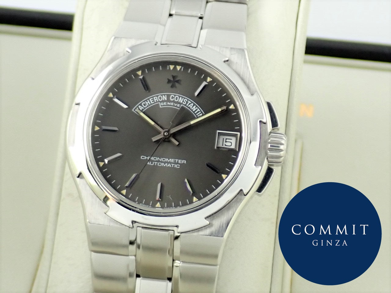 Vacheron Constantin Overseas Medium