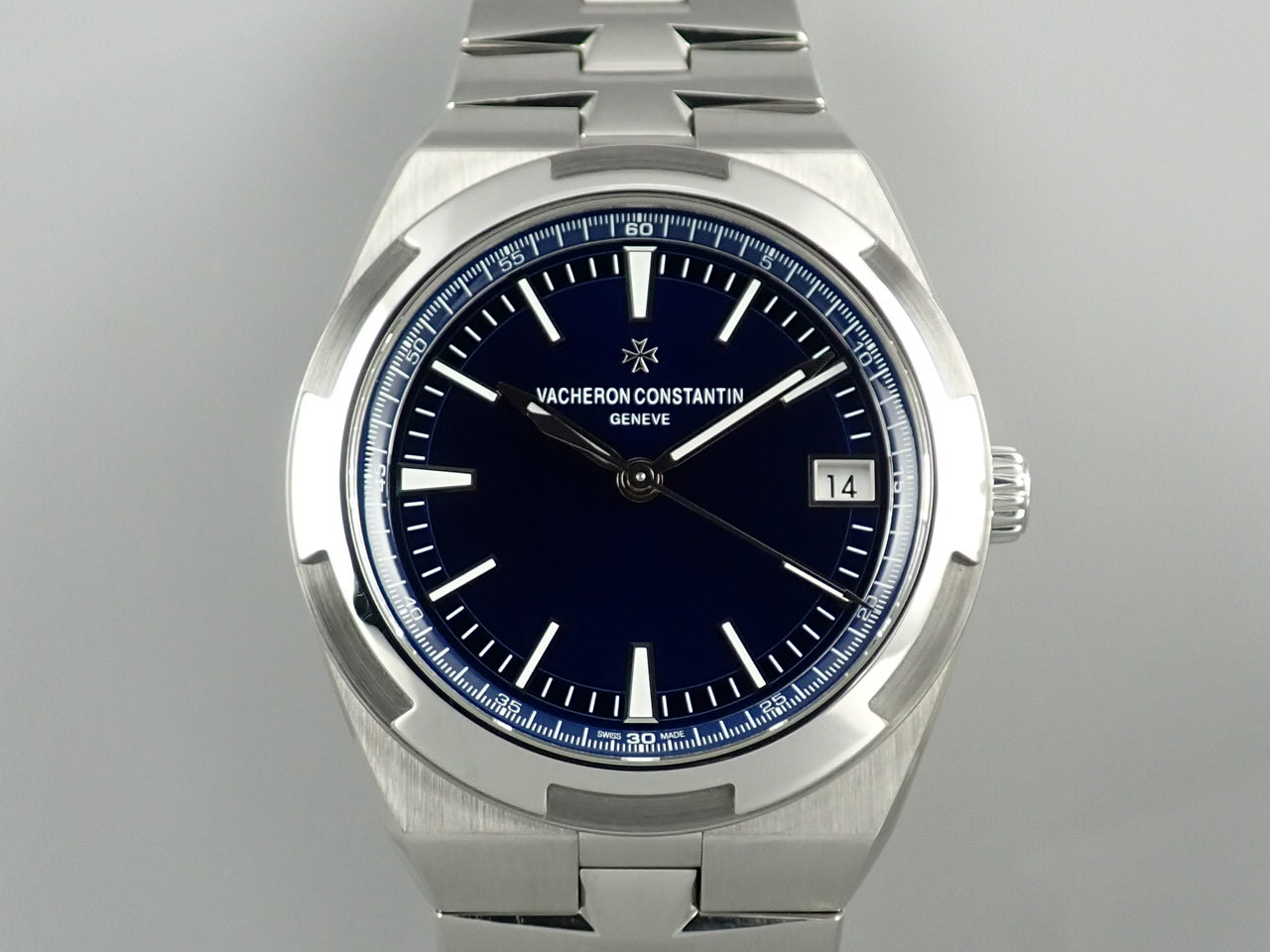 Vacheron Constantin Overseas Blue Dial &lt;Warranty Box and Others&gt;