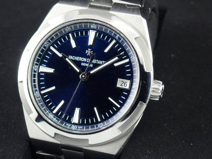 ヴァシュロンコンスタンタン オーヴァーシーズ Ref.4500V/110A-B128 ブルー文字盤 中古 overseas-16