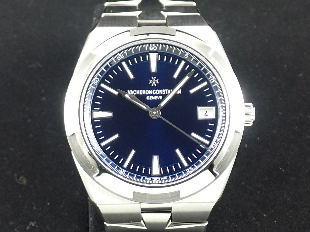 Vacheron Constantin Overseas Blue Dial &lt;Warranty Box and Others&gt;