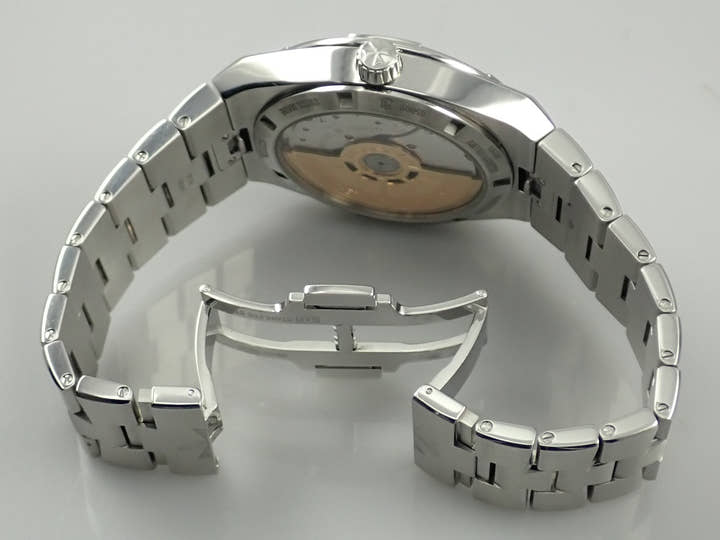 ヴァシュロンコンスタンタン オーヴァーシーズ Ref.4500V/110A-B128 ブルー文字盤 中古 T3M66550