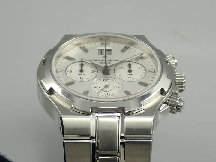 ヴァシュロンコンスタンタン オーヴァーシーズ クロノグラフ Ref.49140/423A-8790 シルバー文字盤 美品 074XLHRA