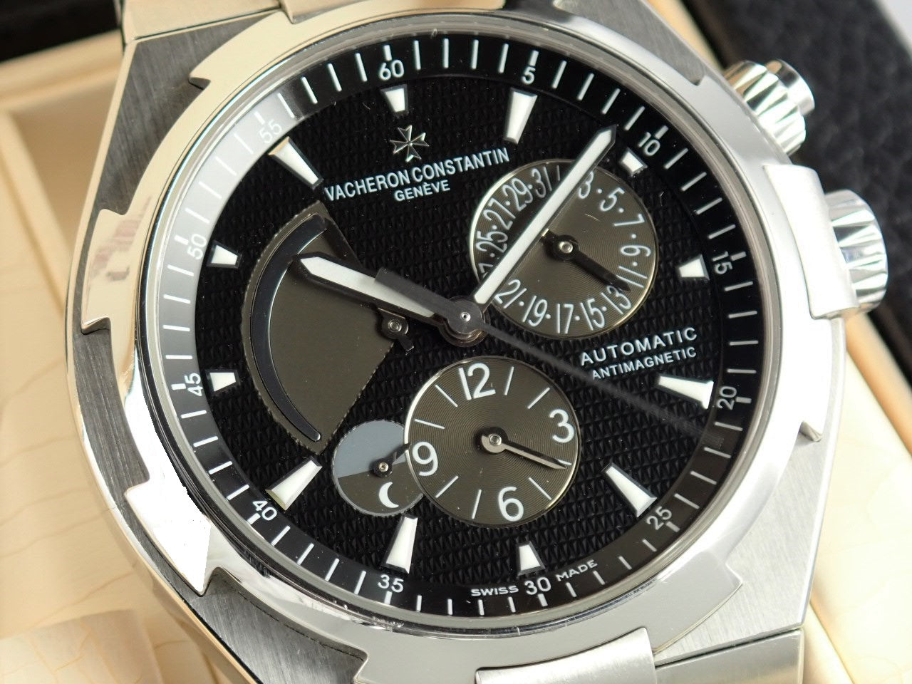 Vacheron Constantin Overseas Dual Time