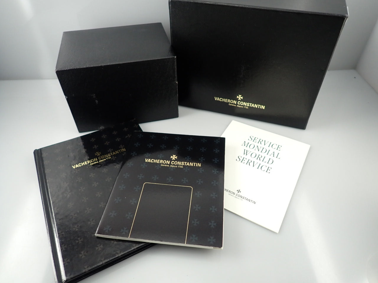 Vacheron Constantin Overseas Quartz &lt;Box and Others&gt;