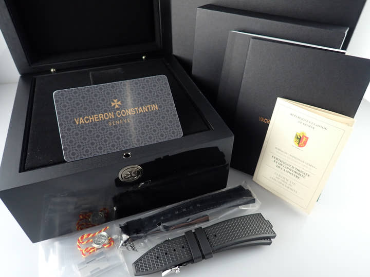 ヴァシュロンコンスタンタン オーヴァーシーズ Ref.4500V/110A-B483 ブラック文字盤 中古 overseas-19