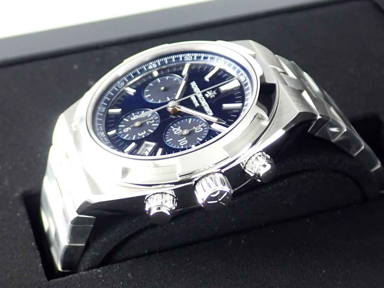 Vacheron Constantin Overseas Chronograph [New] &lt;Warranty, Box, etc.&gt;