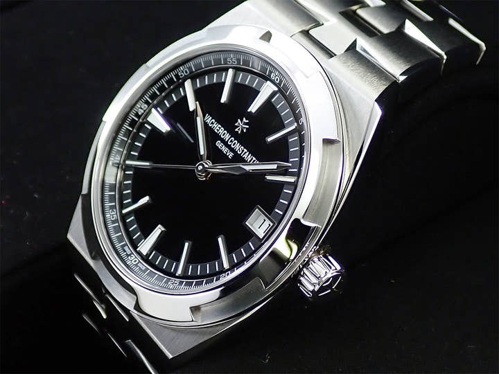 ヴァシュロンコンスタンタン オーヴァーシーズ Ref.4500V/110A-B483 ブラック文字盤 美品 4A651TC3