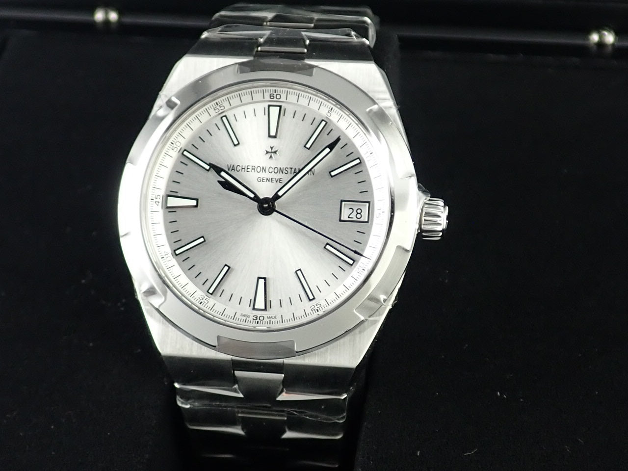 Vacheron Constantin Overseas [New] &lt;Warranty, Box, etc.&gt;