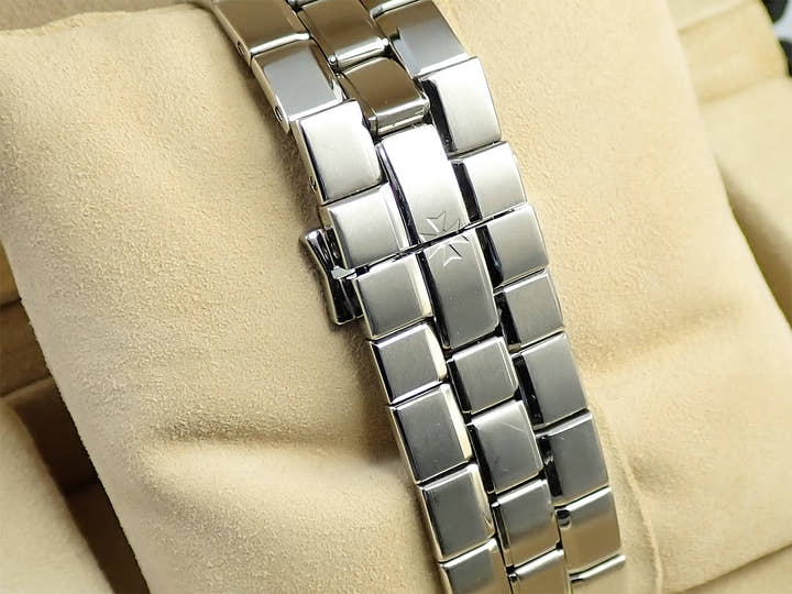 ヴァシュロンコンスタンタン オーヴァーシーズ クロノグラフ Ref.49140/423A-8886 ブラック文字盤 中古 VL912176