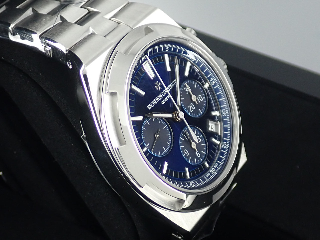 Vacheron Constantin Overseas Chronograph Ref.5500V/110A-B148