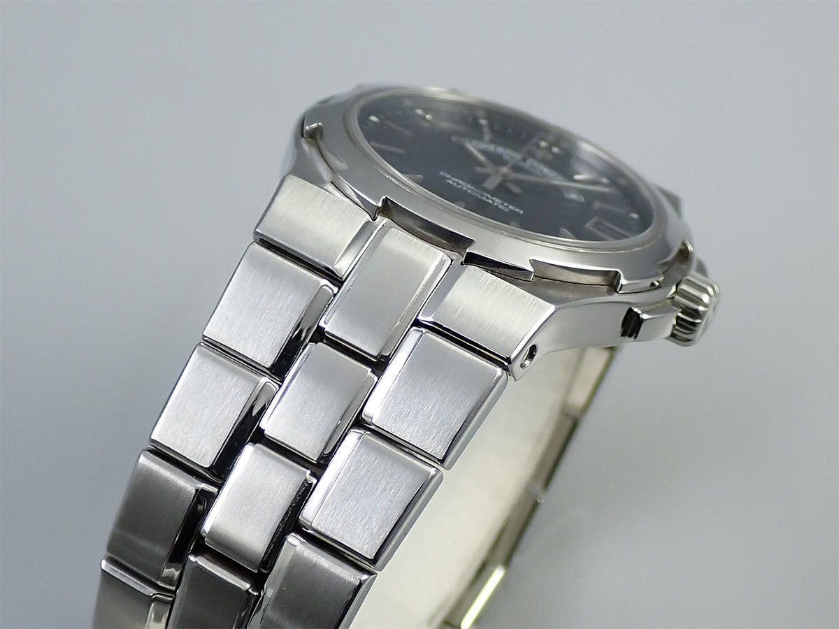 ヴァシュロンコンスタンタン オーヴァーシーズ Ref.42052/423A-8731 ブルー文字盤 中古 YL866401