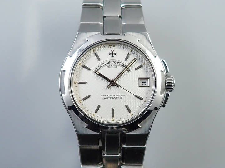Vacheron Constantin Overseas Ref. 42050/423A-8472 Silver Dial Used KA6U9761