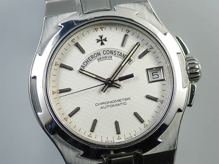 Vacheron Constantin Overseas Ref. 42050/423A-8472 Silver Dial Used KA6U9761