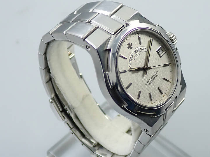 Vacheron Constantin Overseas Ref. 42050/423A-8472 Silver Dial Used KA6U9761