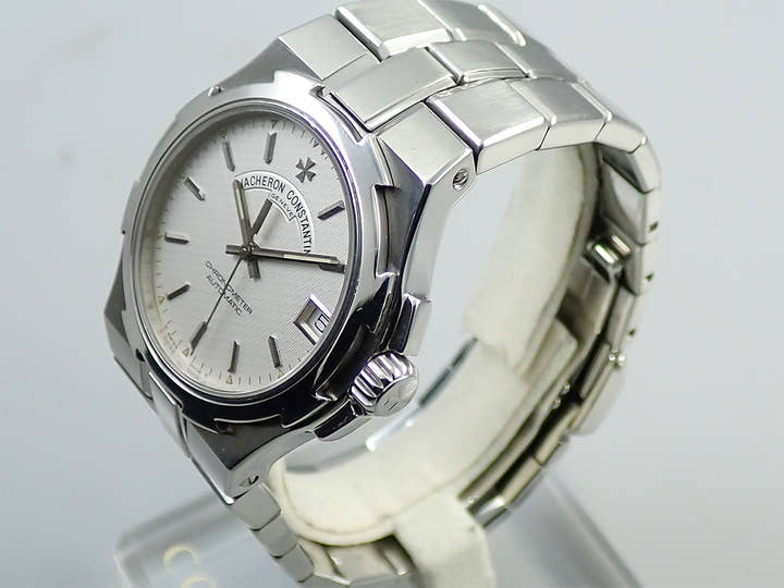 Vacheron Constantin Overseas Ref. 42050/423A-8472 Silver Dial Used KA6U9761