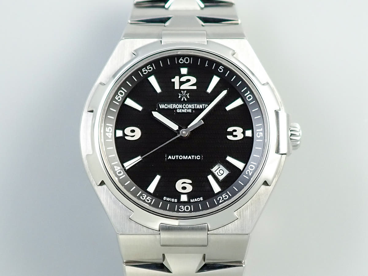 ヴァシュロンコンスタンタン オーヴァーシーズ Ref.47040/B01A-9094 ブラック文字盤 中古 77HFXPYS