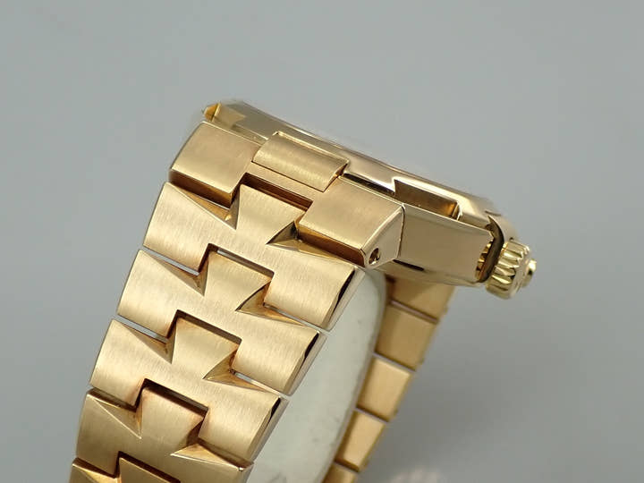 ヴァシュロンコンスタンタン オーヴァーシーズ デュアルタイム Ref.47450/B01J シルバー文字盤 美品 8RF5HK6X