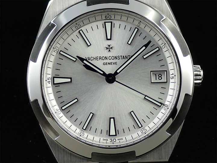 Vacheron Constantin Overseas Ref. 4500V/110A-B126 Silver Dial Excellent Condition CCXJ9099