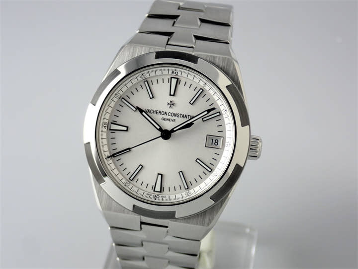 ヴァシュロンコンスタンタン オーヴァーシーズ Ref.4500V/110A-B126 シルバー文字盤 中古 overseas-31
